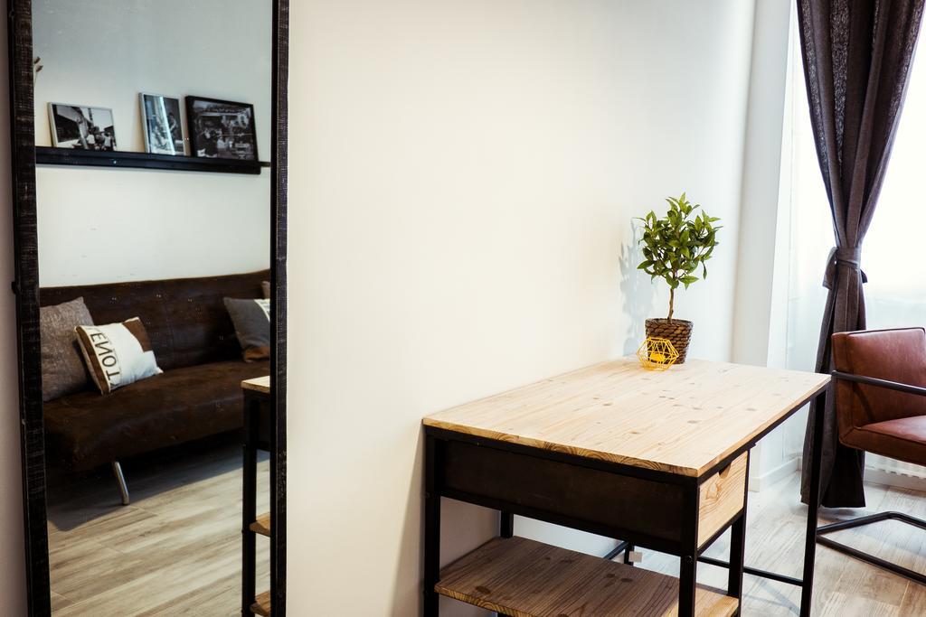 Bmga L Stylish Industrial Termini Apartment Rom Eksteriør billede